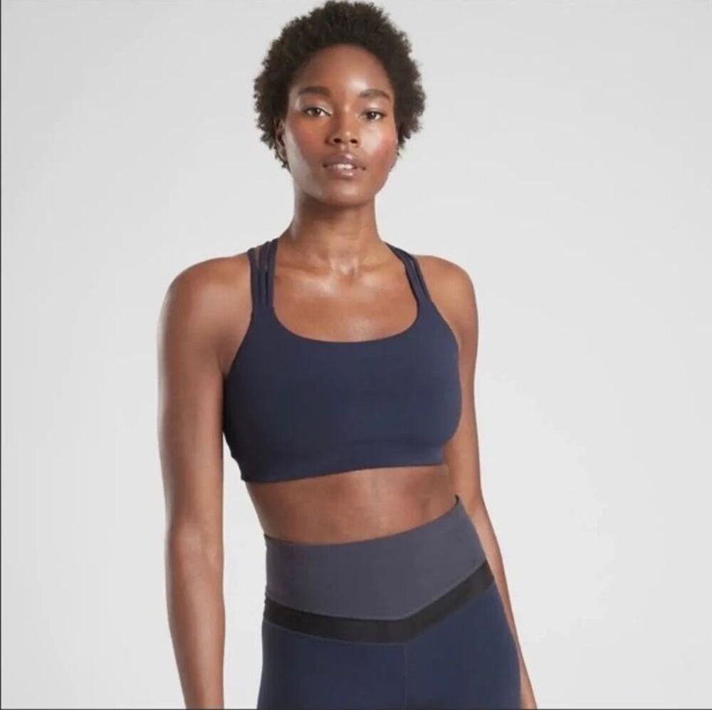 Athleta women's full force sports bra size M navy blue cross straps mesh active